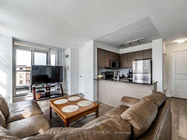 719 - 80 Esther Lorrie Dr