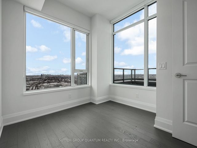 4211w - 1928 Lake Shore Blvd W