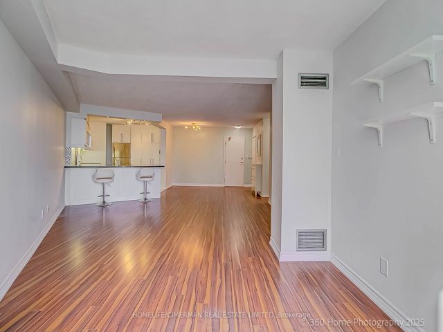 413 - 20 Southport St