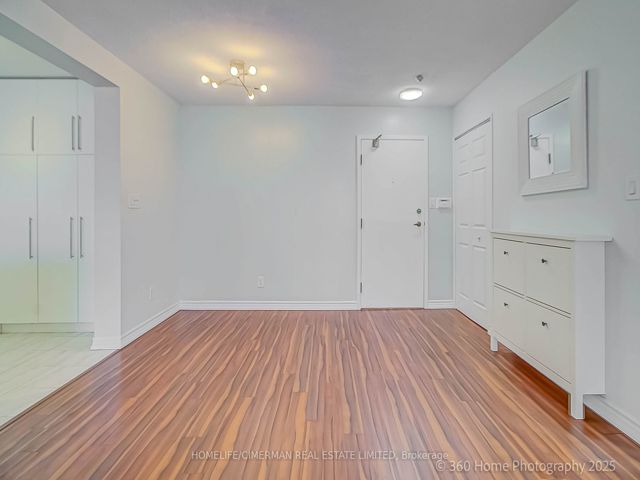 413 - 20 Southport St