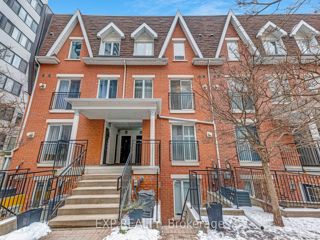 806 - 12 Laidlaw St