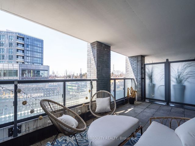 201 - 30 Samuel Wood Way