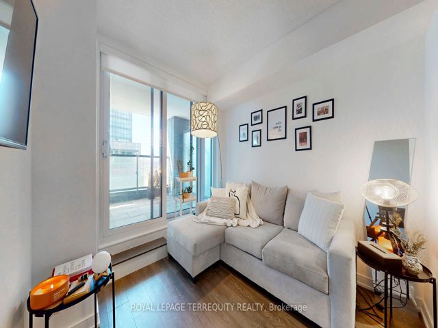 201 - 30 Samuel Wood Way