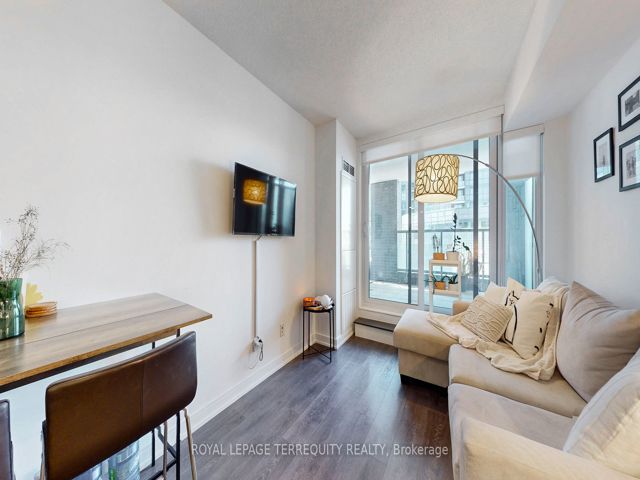 201 - 30 Samuel Wood Way