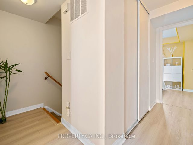 2026 - 3025 Finch Ave W