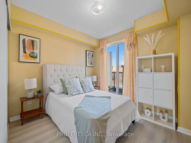 2026 - 3025 Finch Ave W