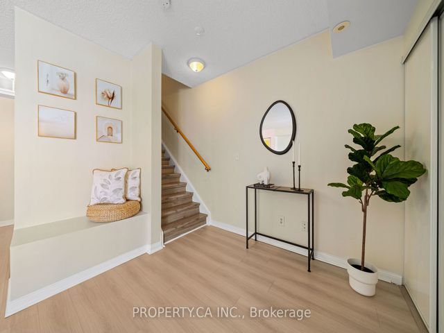 2026 - 3025 Finch Ave W