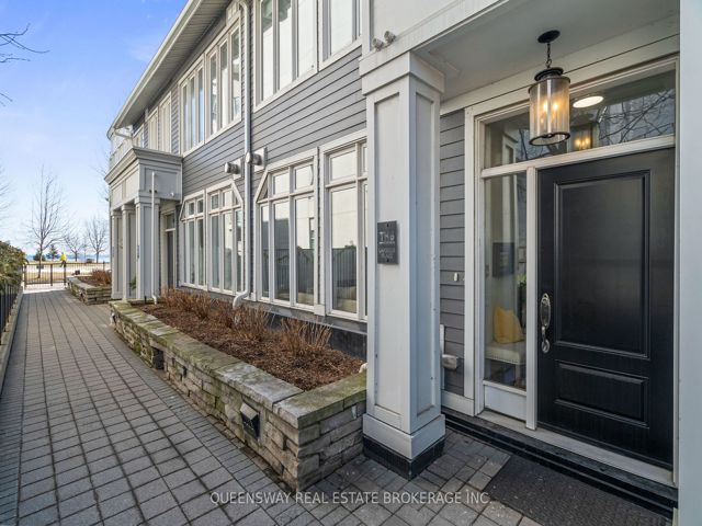 TH6 - 2067 Lakeshore Blvd