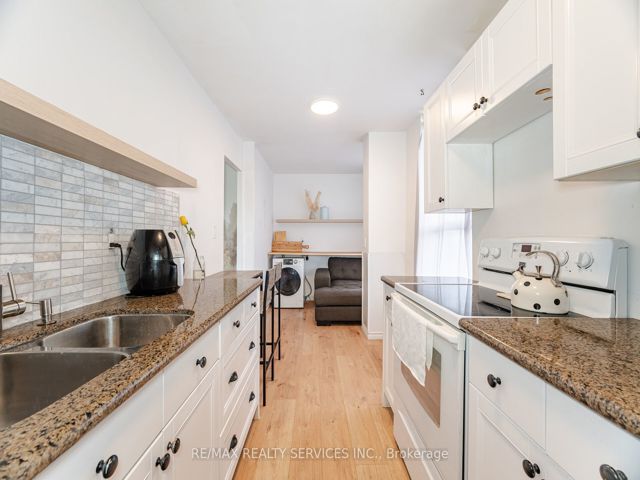 304 - 420 Mill Rd