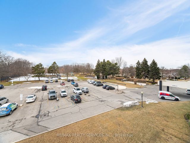 304 - 420 Mill Rd