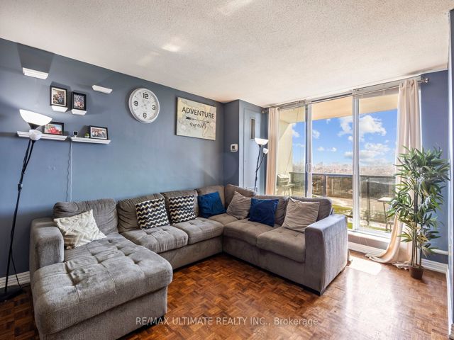 #1807 - 85 Emmett Ave S