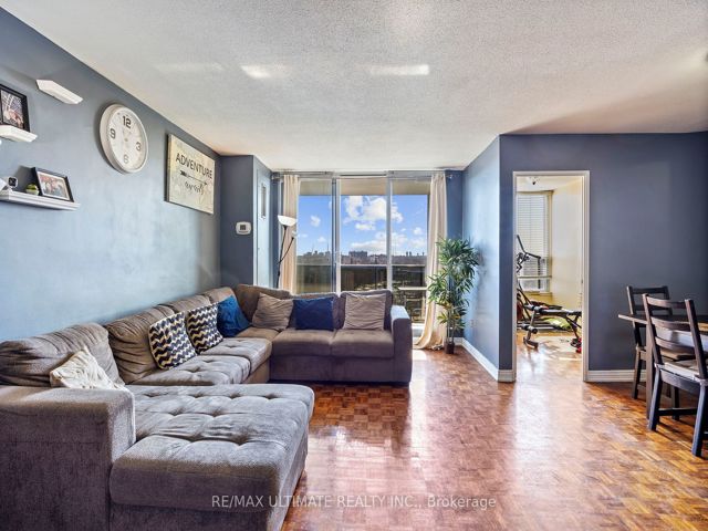 #1807 - 85 Emmett Ave S