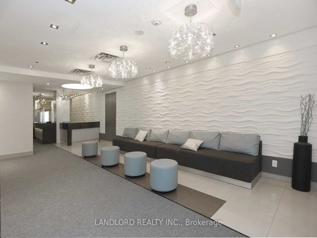 1107 - 3865 Lake Shore Blvd W