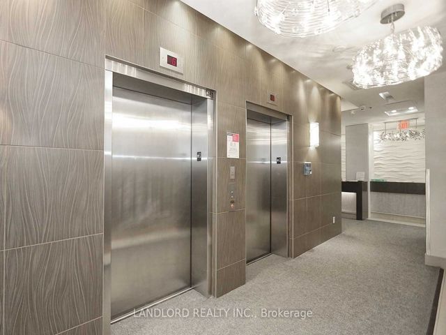 1107 - 3865 Lake Shore Blvd W