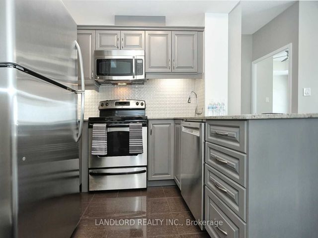 1107 - 3865 Lake Shore Blvd W
