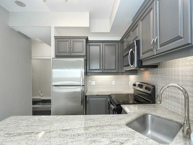 1107 - 3865 Lake Shore Blvd W