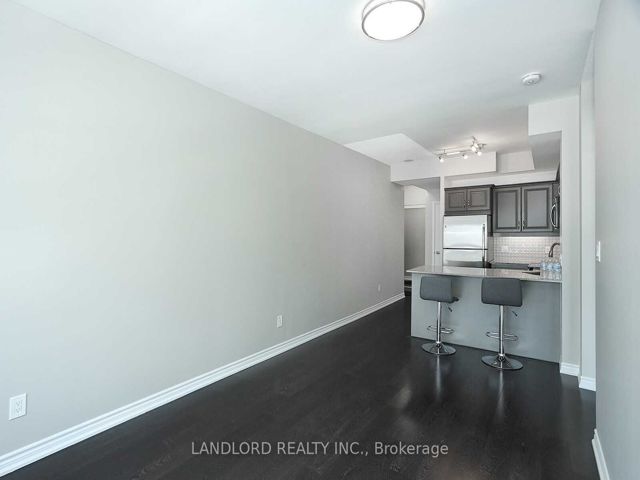 1107 - 3865 Lake Shore Blvd W