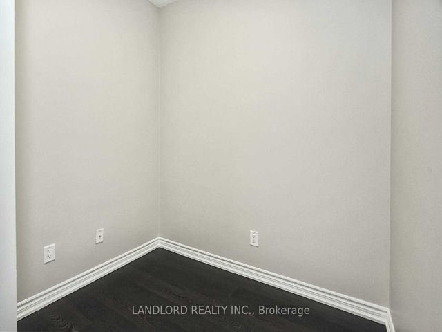 1107 - 3865 Lake Shore Blvd W