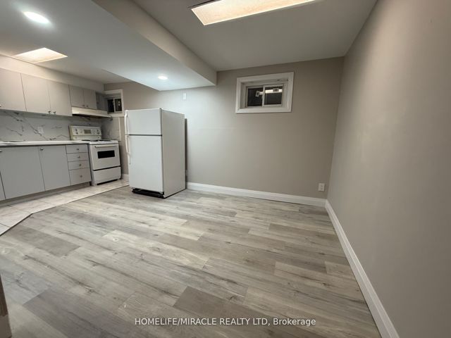 82 - 6429 Finch Ave W