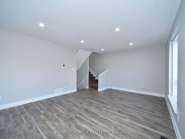 82 - 6429 Finch Ave W