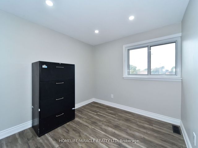 82 - 6429 Finch Ave W