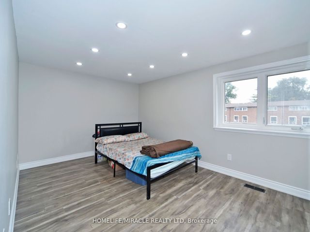 82 - 6429 Finch Ave W