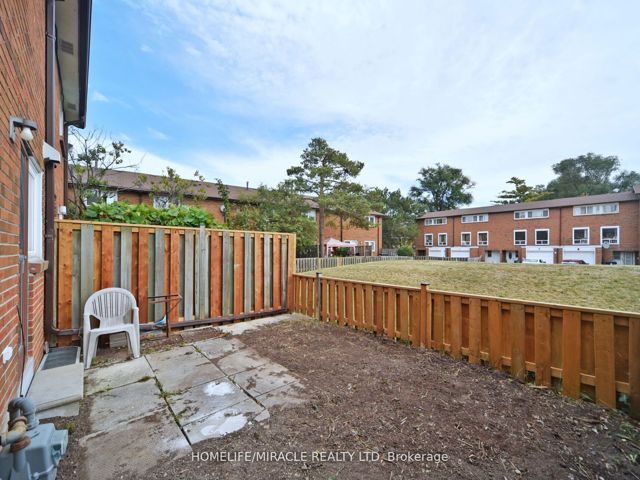 82 - 6429 Finch Ave W