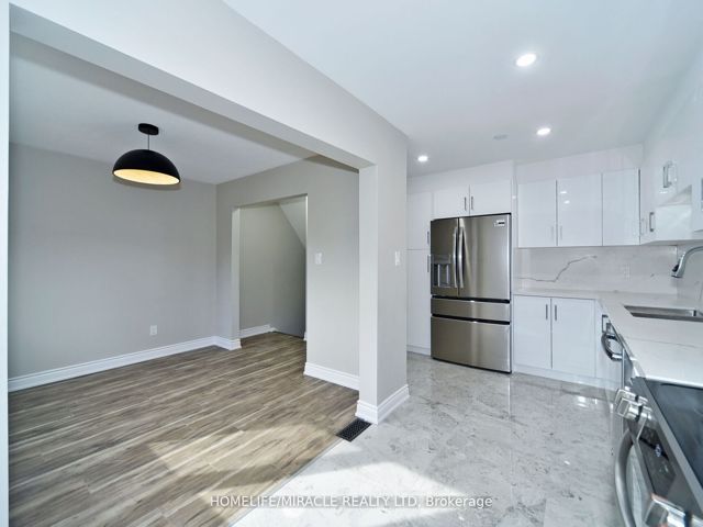 82 - 6429 Finch Ave W