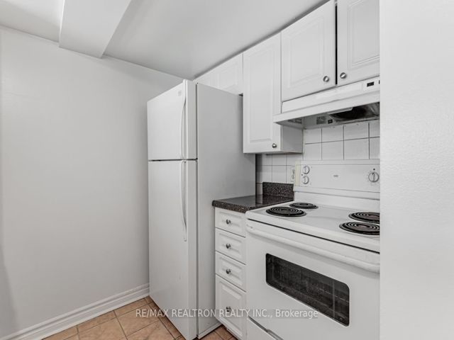 109 - 1407 Dupont St