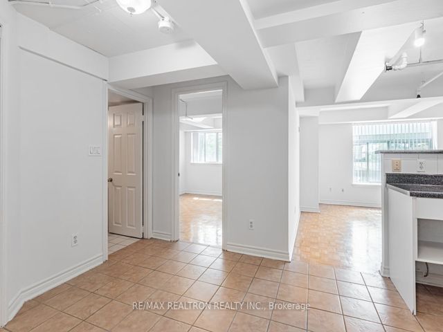 109 - 1407 Dupont St