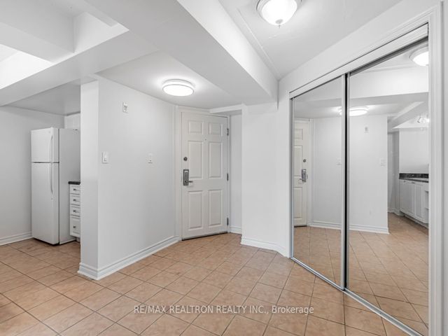 109 - 1407 Dupont St