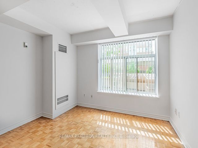 109 - 1407 Dupont St
