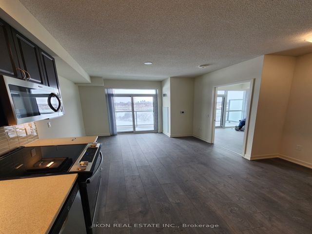 1410 - 38 Annie Craig Dr