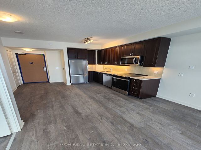1410 - 38 Annie Craig Dr