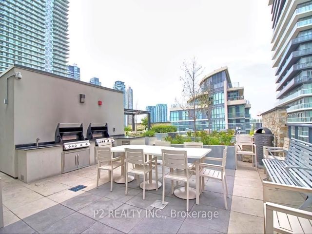 2607 - 59 Annie Craig Dr