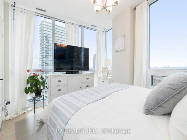 2607 - 59 Annie Craig Dr