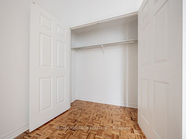 114 - 1401 Dupont St