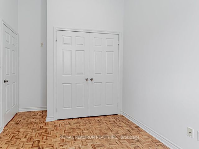 116 - 1401 Dupont St