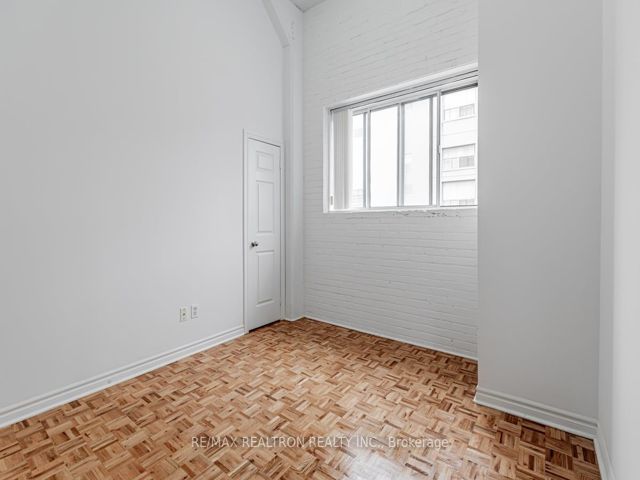 116 - 1401 Dupont St