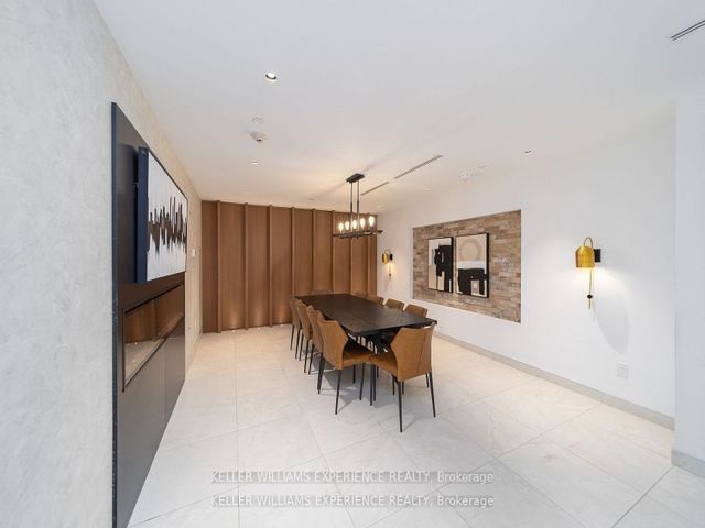118 - 2300 St Clair Ave W
