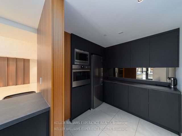 118 - 2300 St Clair Ave W