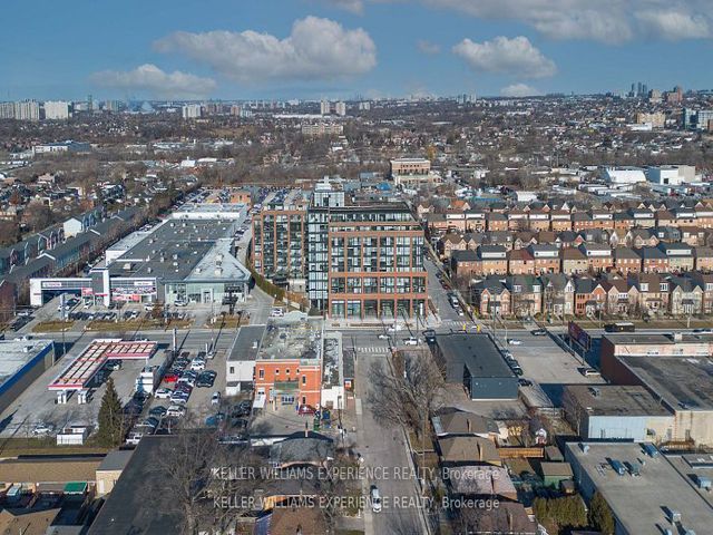 118 - 2300 St Clair Ave W
