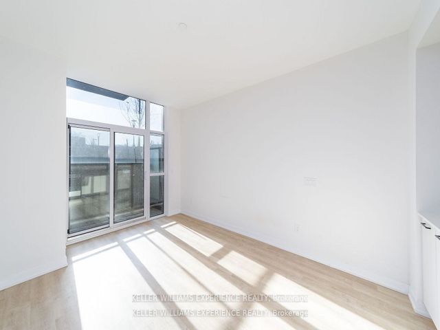 118 - 2300 St Clair Ave W