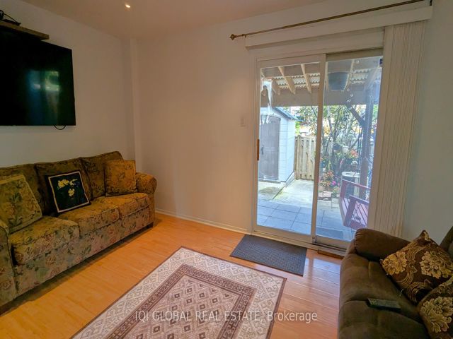 15 - 2004 Martin Grove Rd