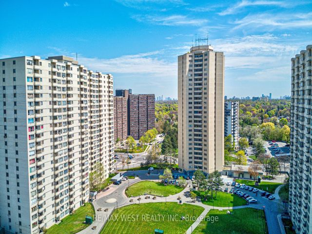 415 - 320 Dixon Rd