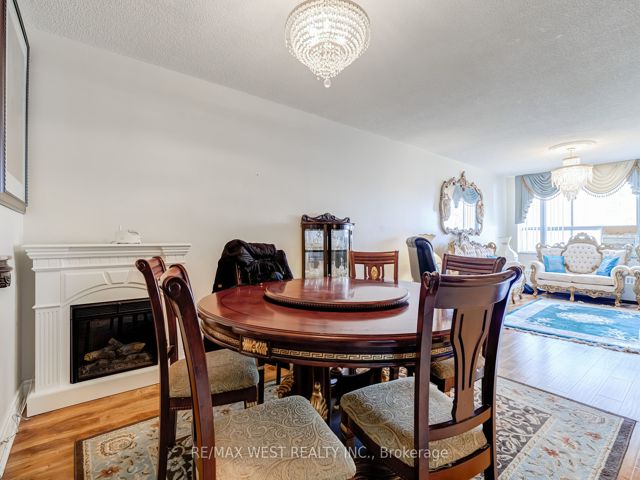 415 - 320 Dixon Rd