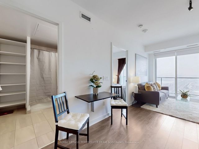 2801 - 36 Zorra St