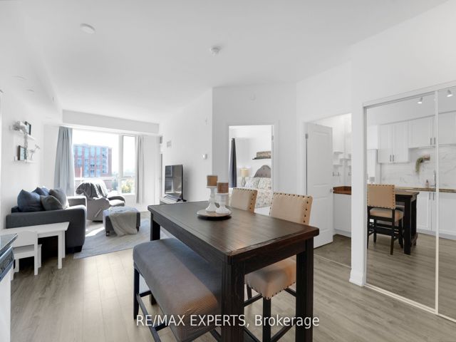 316 - 2800 Keele St