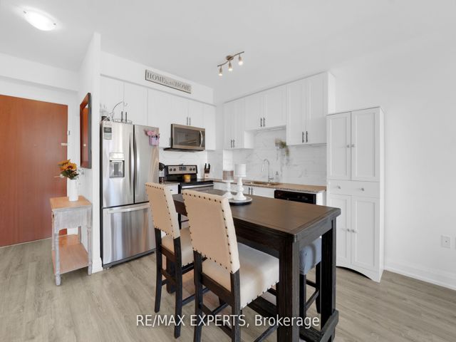 316 - 2800 Keele St