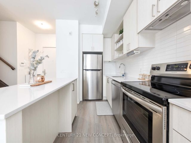 211 - 155 Downsview Park Blvd